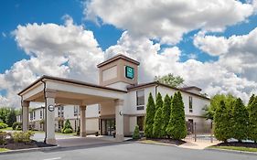 Quality Inn & Suites Nj State Capital Area